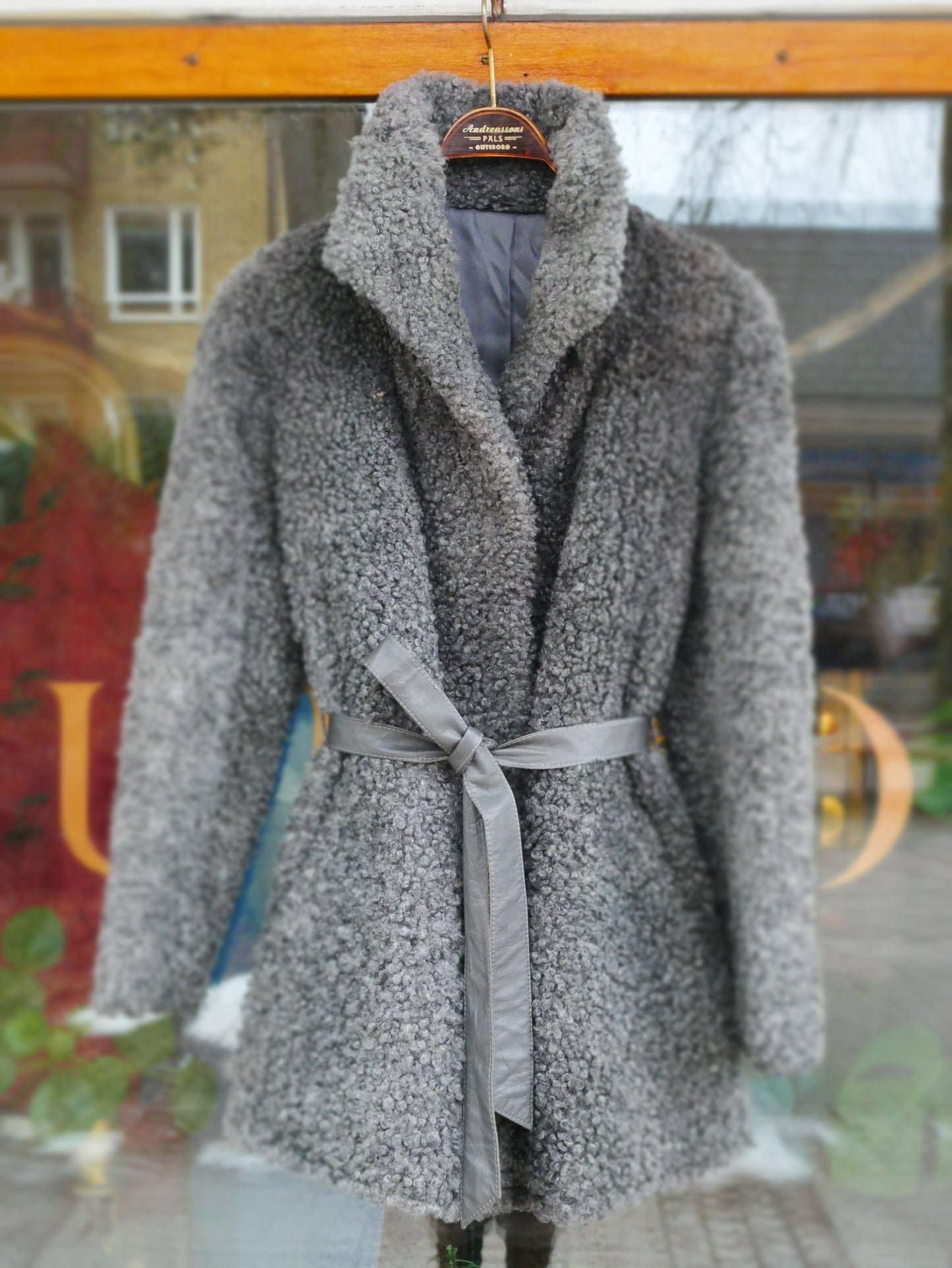 Fårskinnskappa, vintage. (Made in Sweden)