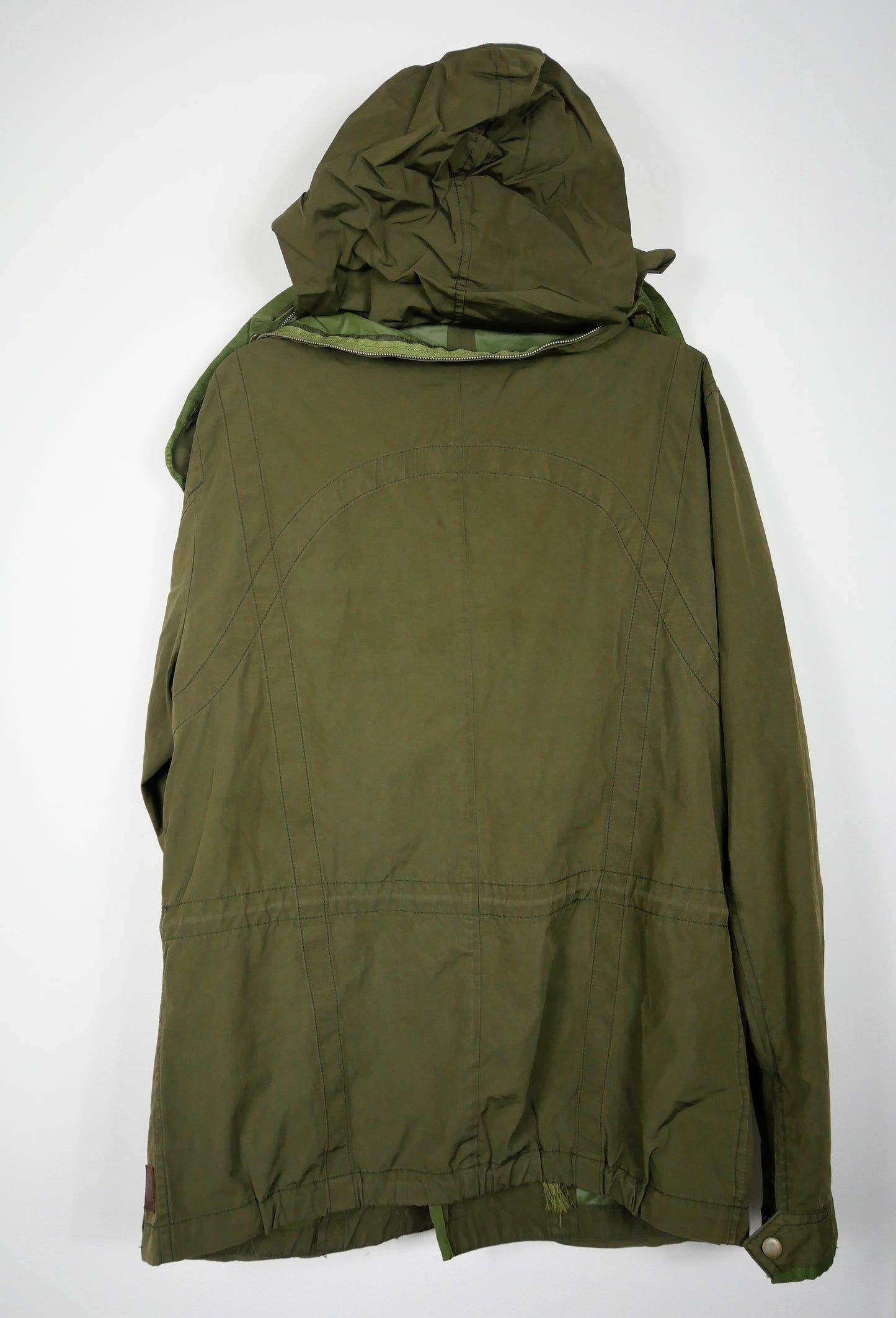 Militärfärgad dunjacka, Zara