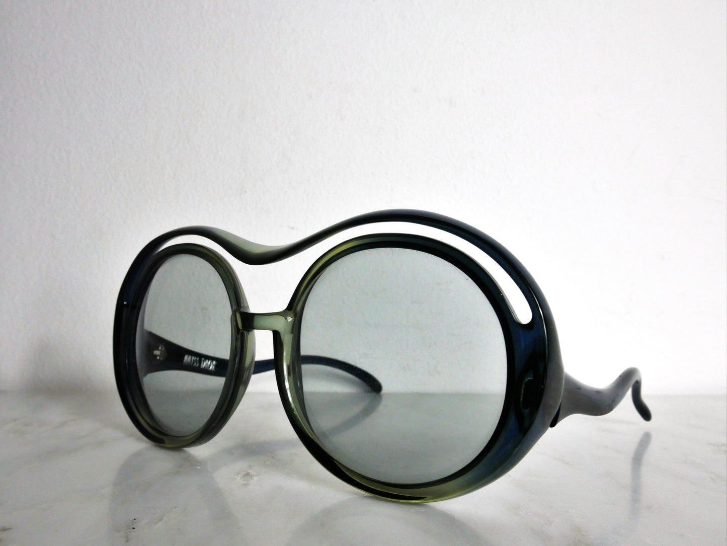 Miss Dior Vintage solglasögon